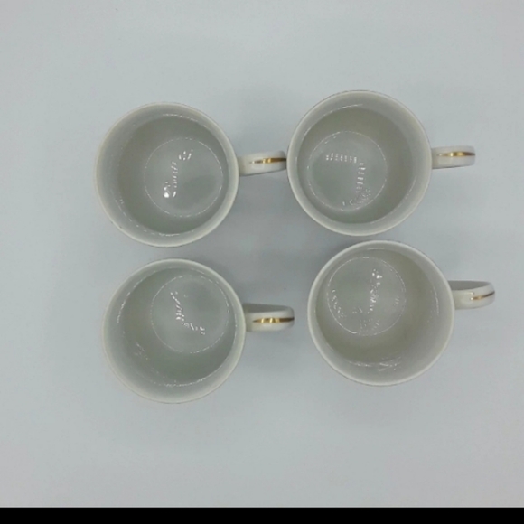 4 Vintage Coffee Mugs 1981 - Picture 7 of 12